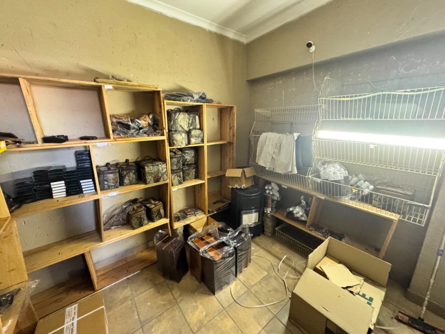 To Let Commercial Property for Rent in Wilgeboom A H North West